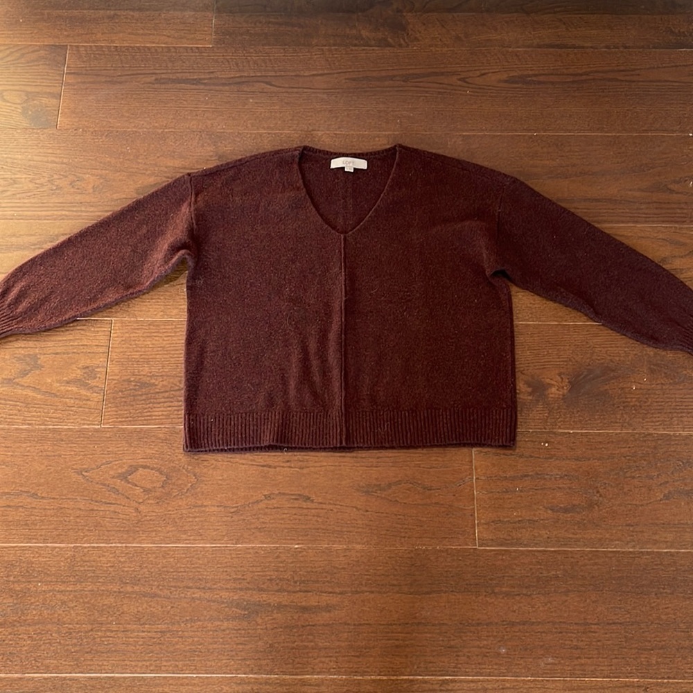 LOFT Women’s Maroon Sweater Size Large